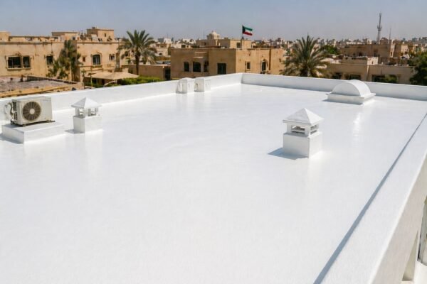 سطح منزل معزول بالفوم